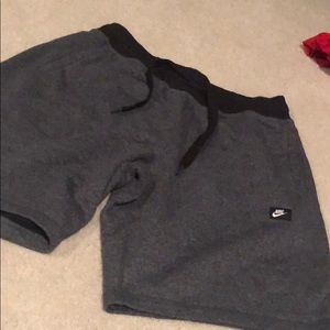Nike men’s shorts sz XL gently used